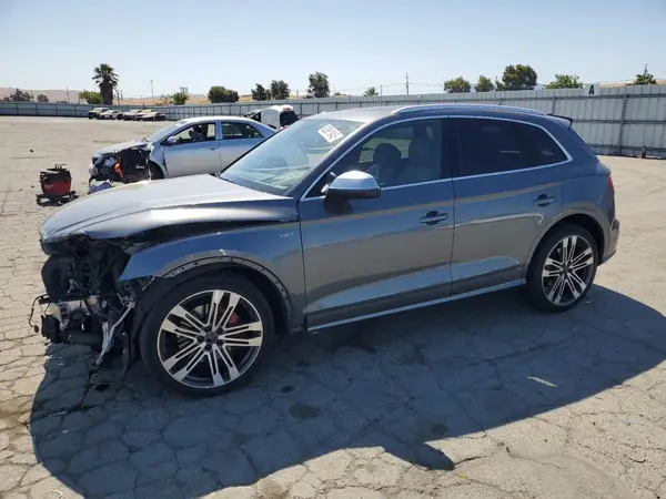 WA1C4AFY7J2130765 2018 AUDI SQ5 - Image 1