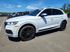WA1C4AFY7J2144309 2018 AUDI SQ5