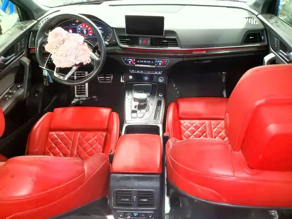 WA1C4AFY7J2176466 2018 AUDI SQ5 - Image 8