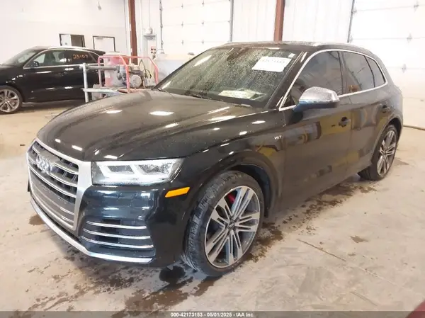 WA1C4AFY7J2211782 2018 AUDI SQ5 - Image 2