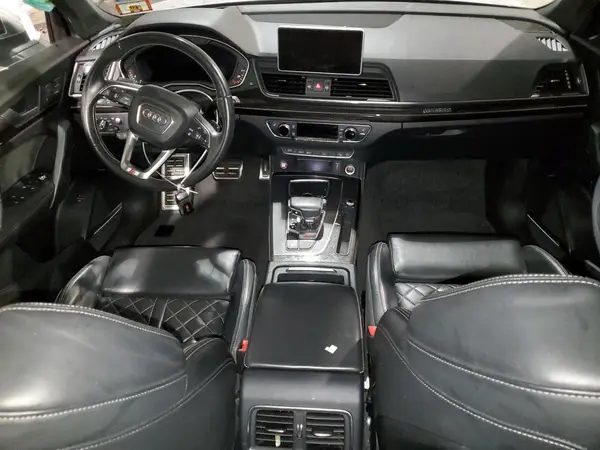 WA1C4AFY7J2234009 2018 AUDI SQ5 - Image 8