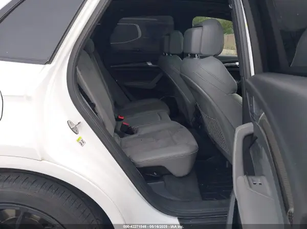 WA1C4AFY7K2015553 2019 AUDI SQ5 - Image 8