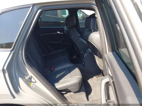 WA1C4AFY7K2057852 2019 AUDI SQ5 - Image 8