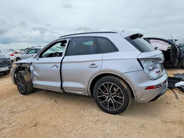 WA1C4AFY7P2161572 2023 AUDI SQ5 - Image 2