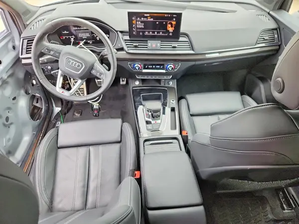 WA1C4AFY7P2161572 2023 AUDI SQ5 - Image 8