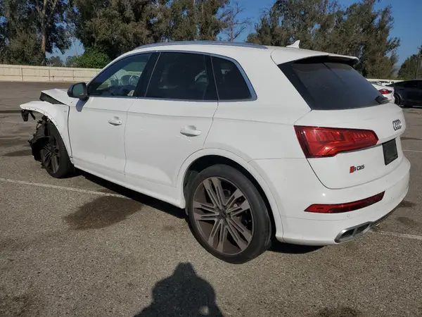 WA1C4AFY8J2022901 2018 AUDI SQ5 - Image 2