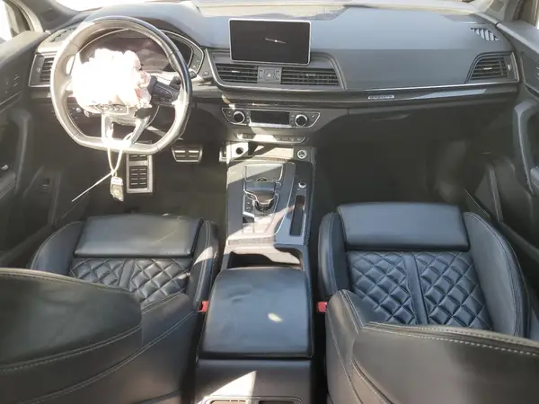 WA1C4AFY8J2022901 2018 AUDI SQ5 - Image 8