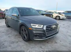 WA1C4AFY8J2049886 2018 AUDI SQ5
