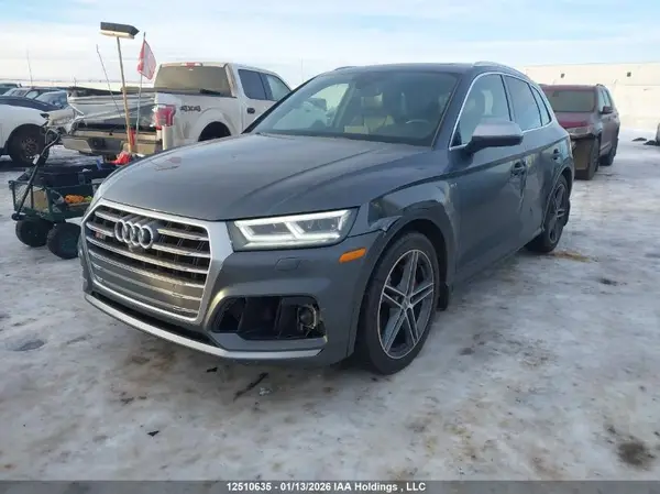 WA1C4AFY8J2049886 2018 AUDI SQ5 - Image 2