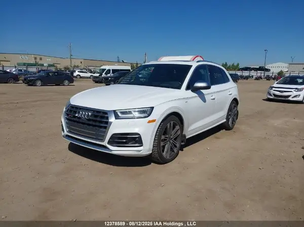 WA1C4AFY8J2050228 2018 AUDI SQ5 - Image 2