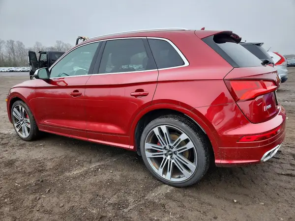 WA1C4AFY8J2050651 2018 AUDI SQ5 - Image 2