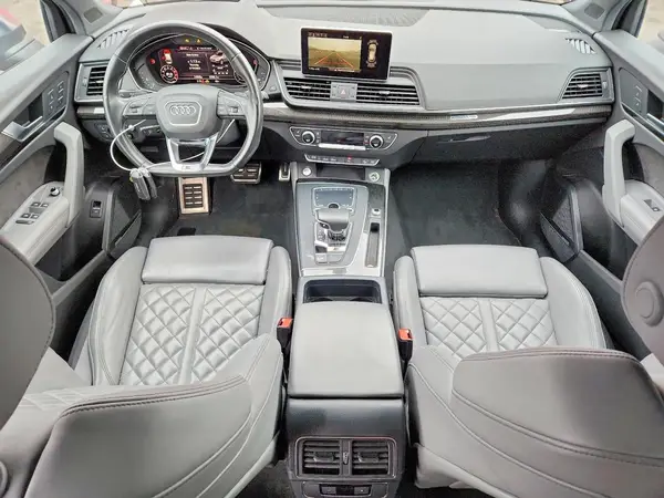 WA1C4AFY8J2050651 2018 AUDI SQ5 - Image 8