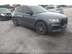 WA1C4AFY8J2055851 2018 AUDI SQ5