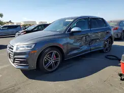 WA1C4AFY8J2112808 2018 AUDI SQ5