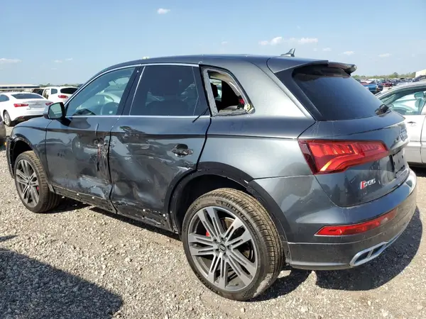 WA1C4AFY8J2119726 2018 AUDI SQ5 - Image 2