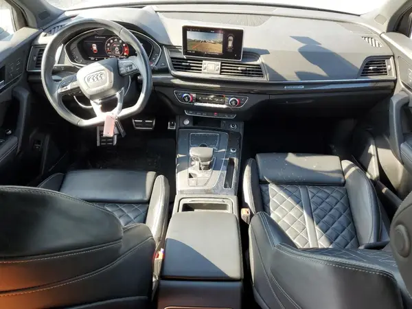 WA1C4AFY8J2119726 2018 AUDI SQ5 - Image 8