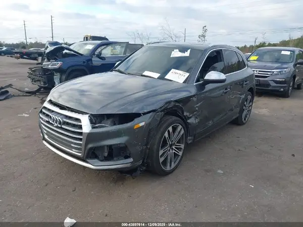 WA1C4AFY8J2131665 2018 AUDI SQ5 - Image 2