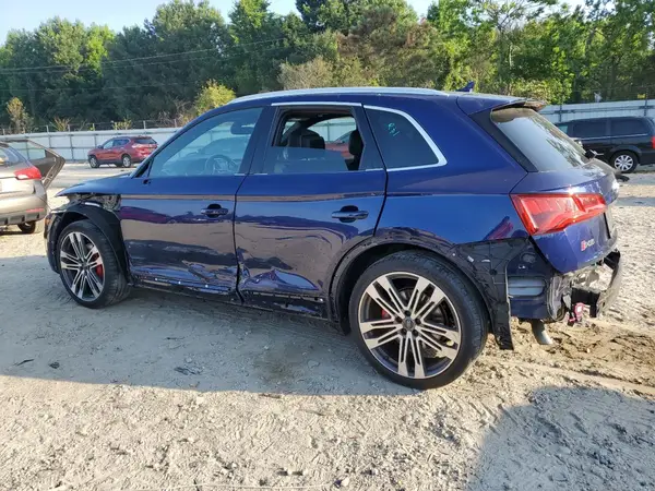 WA1C4AFY8J2139975 2018 AUDI SQ5 - Image 2