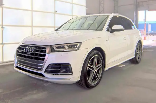 WA1C4AFY8J2182275 2018 AUDI SQ5 - Image 2