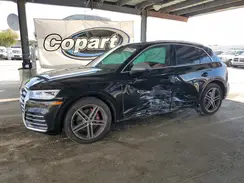 WA1C4AFY8J2188075 2018 AUDI SQ5