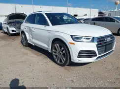 WA1C4AFY8J2231975 2018 AUDI SQ5