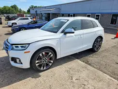 WA1C4AFY8J2247531 2018 AUDI SQ5