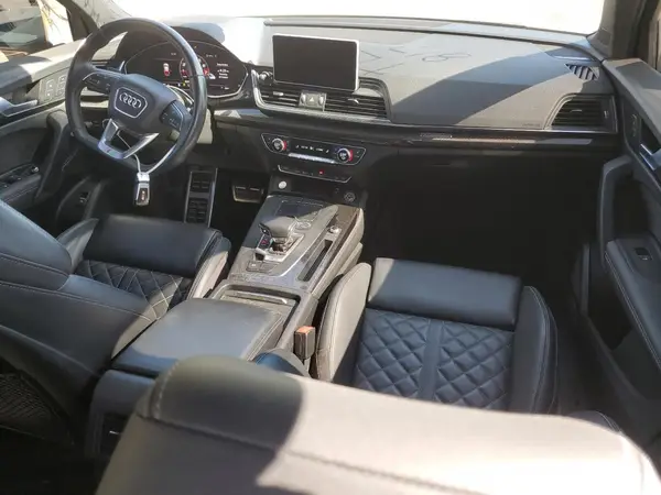 WA1C4AFY8L2017040 2020 AUDI SQ5 - Image 8