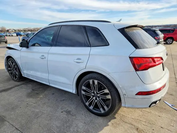 WA1C4AFY8L2027289 2020 AUDI SQ5 - Image 2