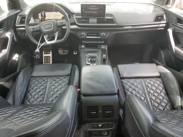WA1C4AFY8L2083328 2020 AUDI SQ5 - Image 8
