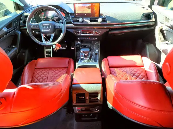 WA1C4AFY8N2029322 2022 AUDI SQ5 - Image 8