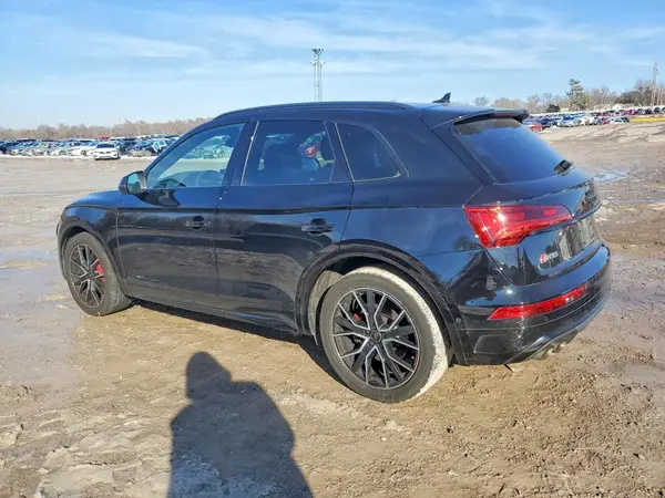 WA1C4AFY8R2005172 2024 AUDI SQ5 - Image 2