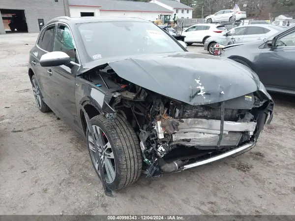 WA1C4AFY9J2036211 2018 AUDI SQ5 - Image 1