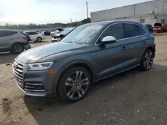 WA1C4AFY9J2046589 2018 AUDI SQ5