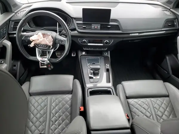 WA1C4AFY9J2071475 2018 AUDI SQ5 - Image 8