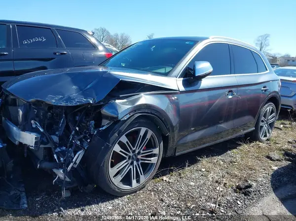 WA1C4AFY9J2083688 2018 AUDI SQ5 - Image 2
