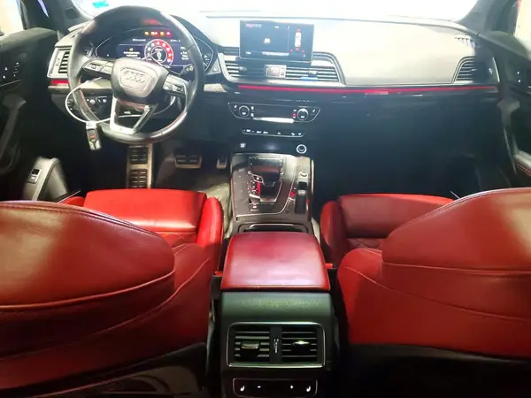 WA1C4AFY9J2085828 2018 AUDI SQ5 - Image 8