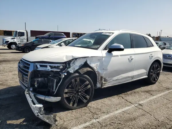 WA1C4AFY9J2100988 2018 AUDI SQ5 - Image 1