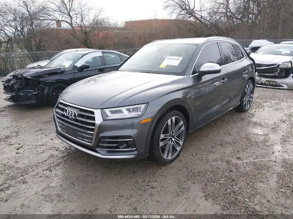 WA1C4AFY9J2140780 2018 AUDI SQ5 - Image 2