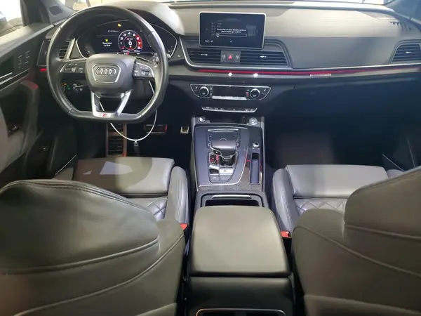 WA1C4AFY9J2183452 2018 AUDI SQ5 - Image 8