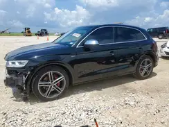 WA1C4AFY9J2183774 2018 AUDI SQ5