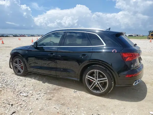 WA1C4AFY9J2183774 2018 AUDI SQ5 - Image 2