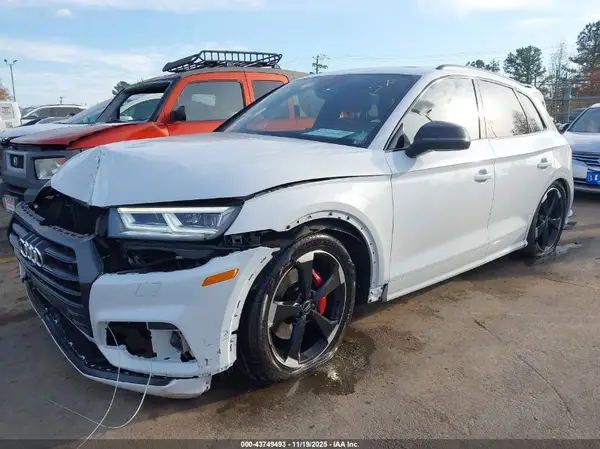 WA1C4AFY9K2005199 2019 AUDI SQ5 - Image 2