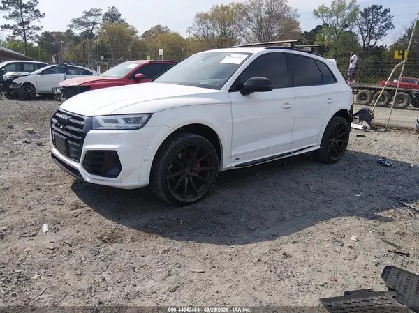 WA1C4AFY9K2083756 2019 AUDI SQ5 - Image 2