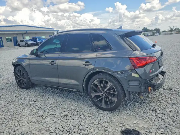 WA1C4AFY9P2036041 2023 AUDI SQ5 - Image 2