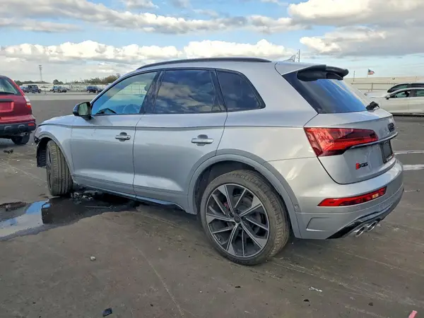 WA1C4AFY9R2022207 2024 AUDI SQ5 - Image 2