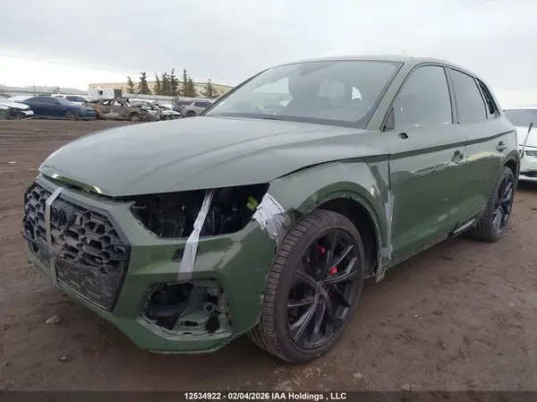 WA1C4AFY9R2109010 2024 AUDI SQ5 - Image 2