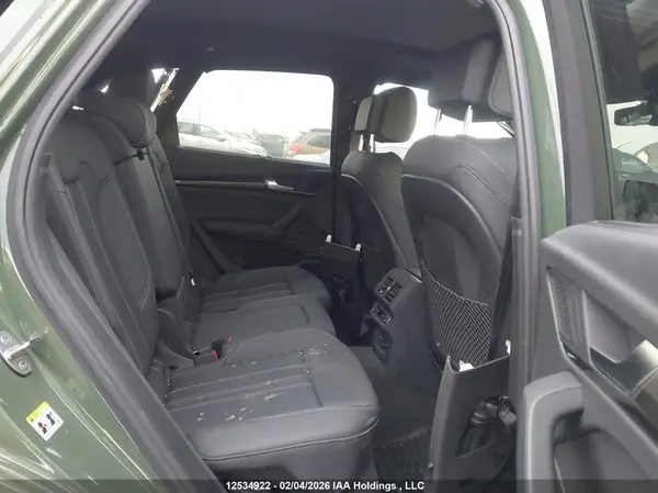 WA1C4AFY9R2109010 2024 AUDI SQ5 - Image 8