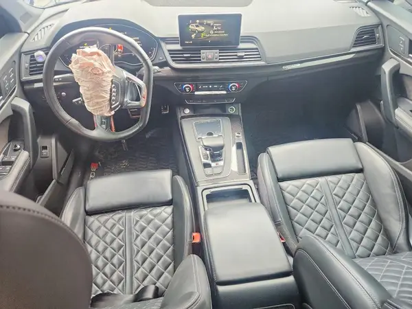 WA1C4AFYXJ2024746 2018 AUDI SQ5 - Image 8