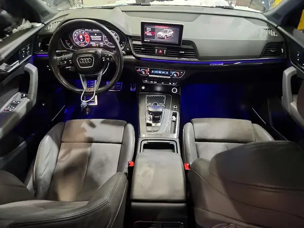 WA1C4AFYXJ2042258 2018 AUDI SQ5 - Image 8