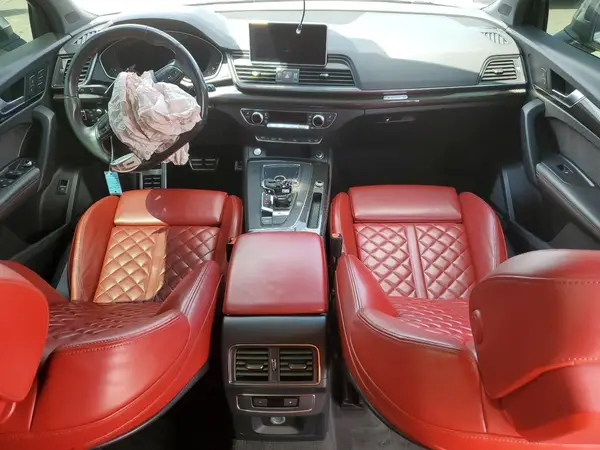 WA1C4AFYXJ2049615 2018 AUDI SQ5 - Image 8